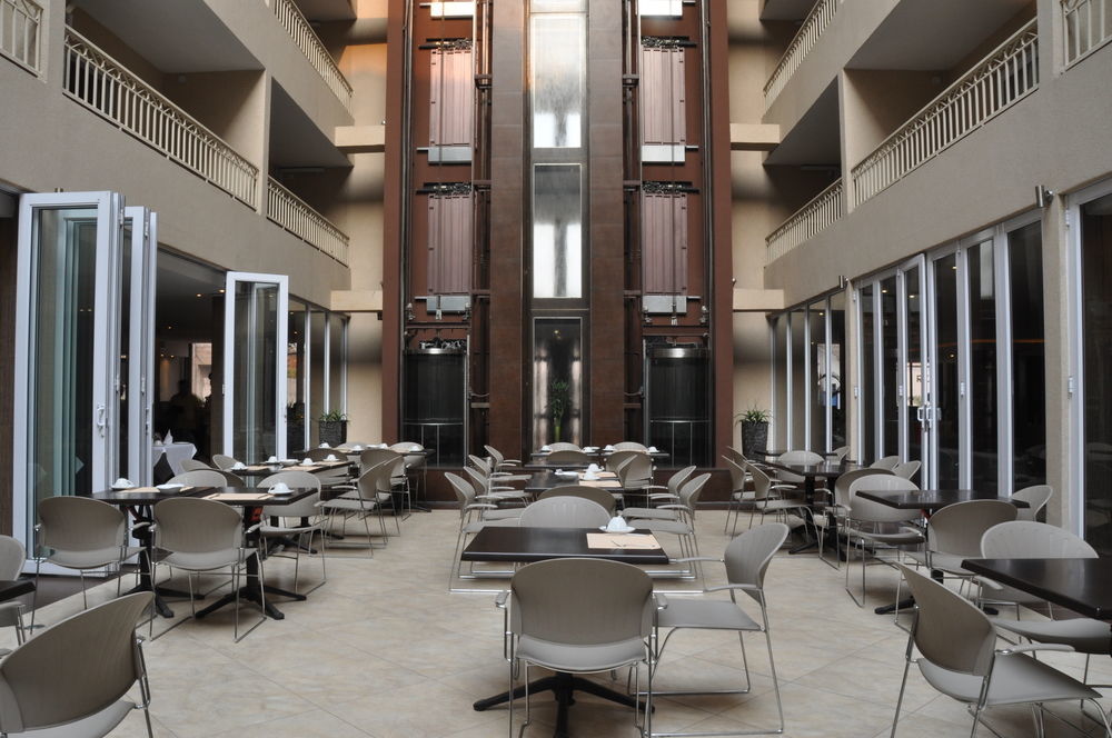 Hotel Royal Kinshasa Exterior photo